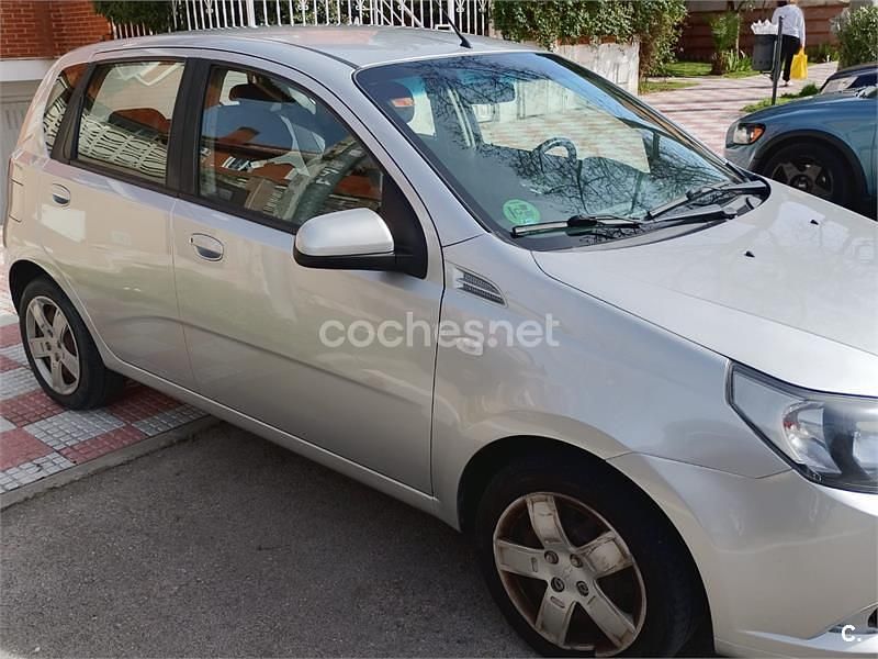 Usado Chevrolet Aveo LT 86 CV (63 kW) 2012 Blanco Berlina