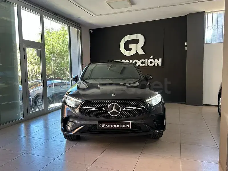 Usado Mercedes GLC300e 313 CV (230 kW) 2023 Gris / plata SUV