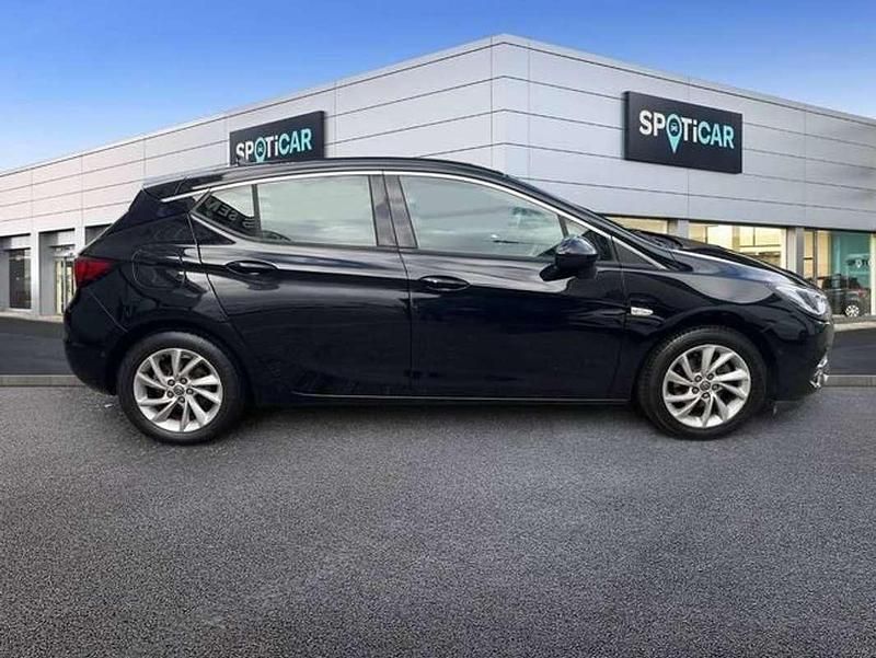 Usado Opel Astra Elegance 147 CV (108 kW) 2020 Negro Berlina