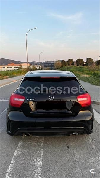 Usado Mercedes A180 AMG line 122 CV (89 kW) 2015 Negro Berlina
