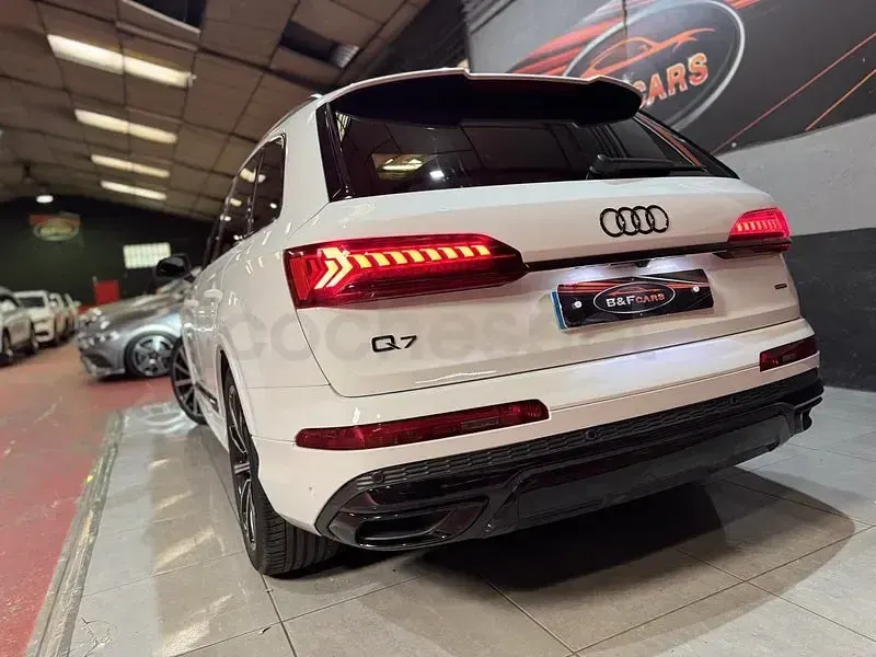 Usado Audi Q7 Ambiente 286 CV (210 kW) 2022 Blanco SUV