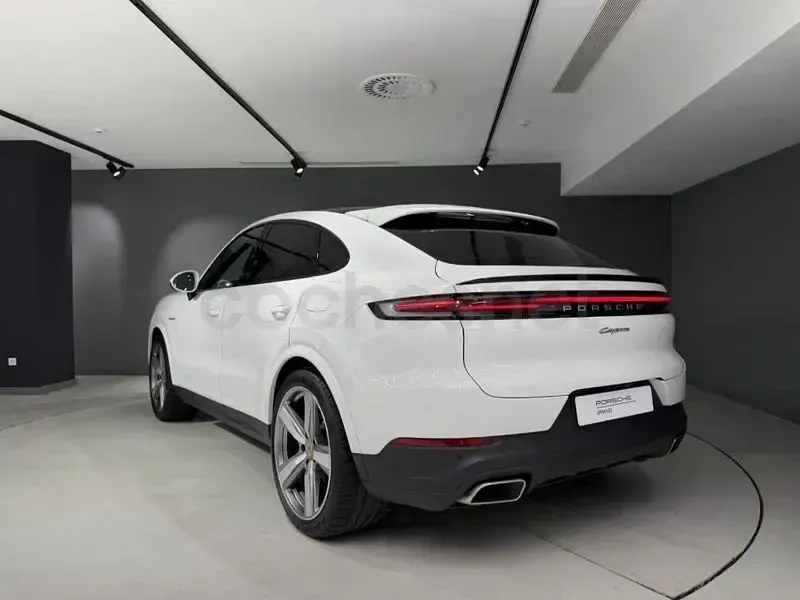 Usado Porsche Cayenne 470 CV (345 kW) 2024 Blanco SUV
