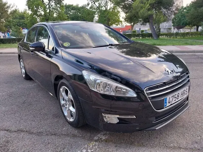 Usado Peugeot 508 Active 140 CV (102 kW) 2013 Negro Berlina