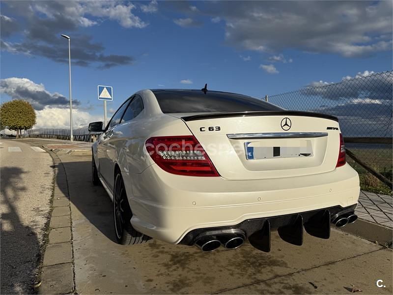 Usado Mercedes C63 AMG AMG 457 CV (336 kW) 2011 Blanco Coupe