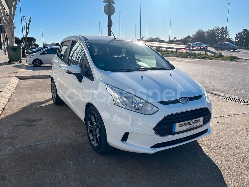 Usado Ford B-MAX Ambiente 90 CV (66 kW) 2013 Blanco Monovolumen