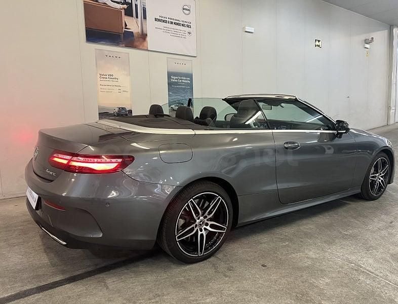 Usado Mercedes E450 367 CV (269 kW) 2020 Gris / plata Descapotable
