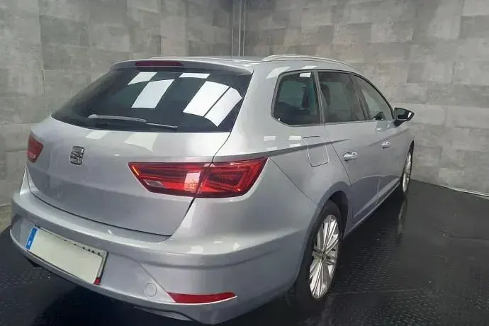 Usado Seat Leon ST XCELLENCE 130 CV (95 kW) 2021 Familiar