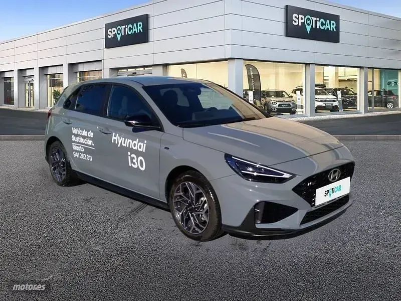 Usado Hyundai i30 N Line 100 CV (73 kW) 2025 Gris Familiar