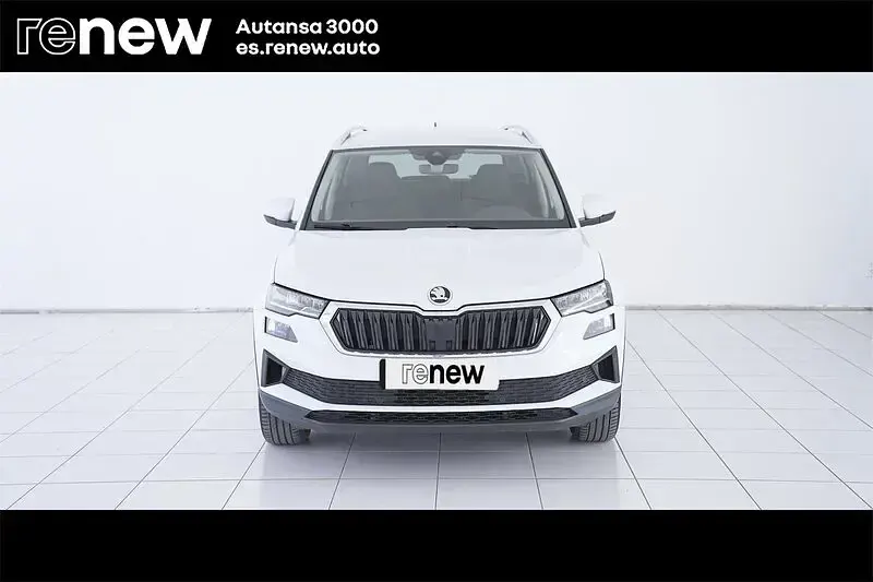 Usado Skoda Karoq Ambition 115 CV (84 kW) 2022 Blanco SUV