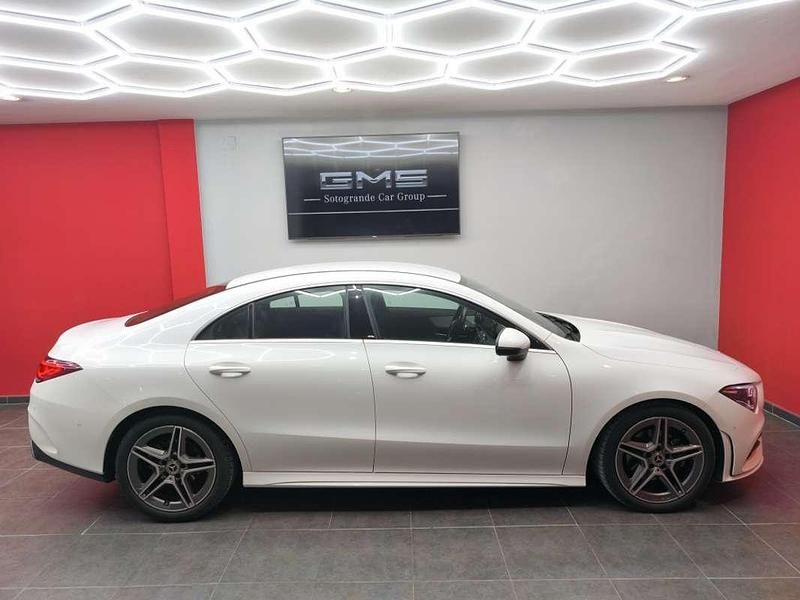 Usado Mercedes CLA180 136 CV (100 kW) 2023 Blanco Berlina