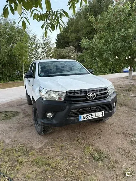 Usado Toyota HiLux 150 HP (110 kW) 2021 Branco Pickup