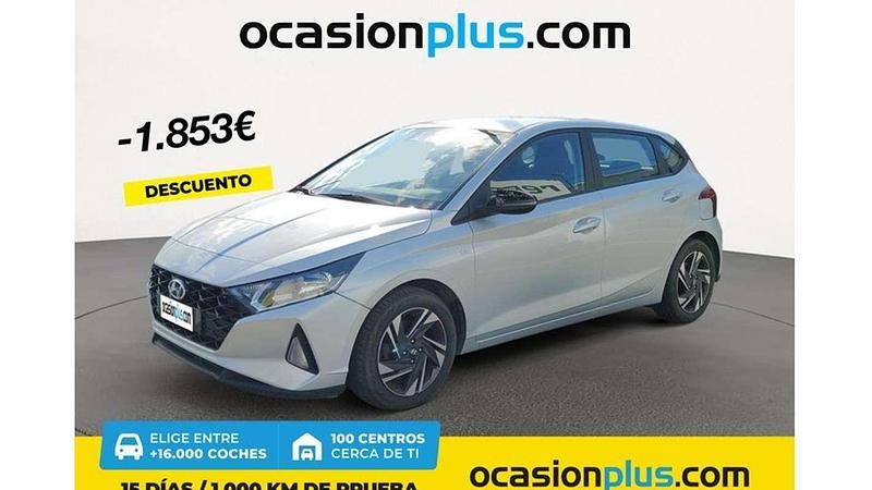 Plateado Usado 2022 Hyundai i20 Utilitario | 13.628 € (Un poco caro) - Imagen 1/4