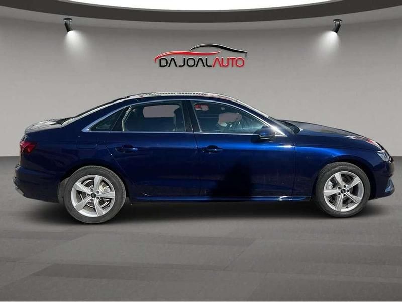 Usado Audi A4 Advanced Plus 136 CV (100 kW) 2022 Azul Berlina