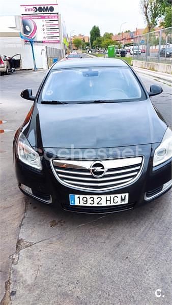 Negro Usado 2011 Opel Insignia Sport Berlina | 4490 € (Precio justo) - Imagen 1/4
