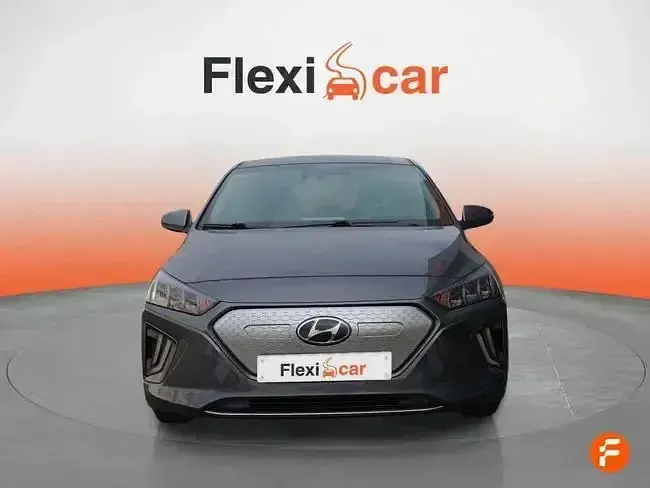 Usado Hyundai Ioniq 88 kW (120 CV) 2020 Gris Utilitario