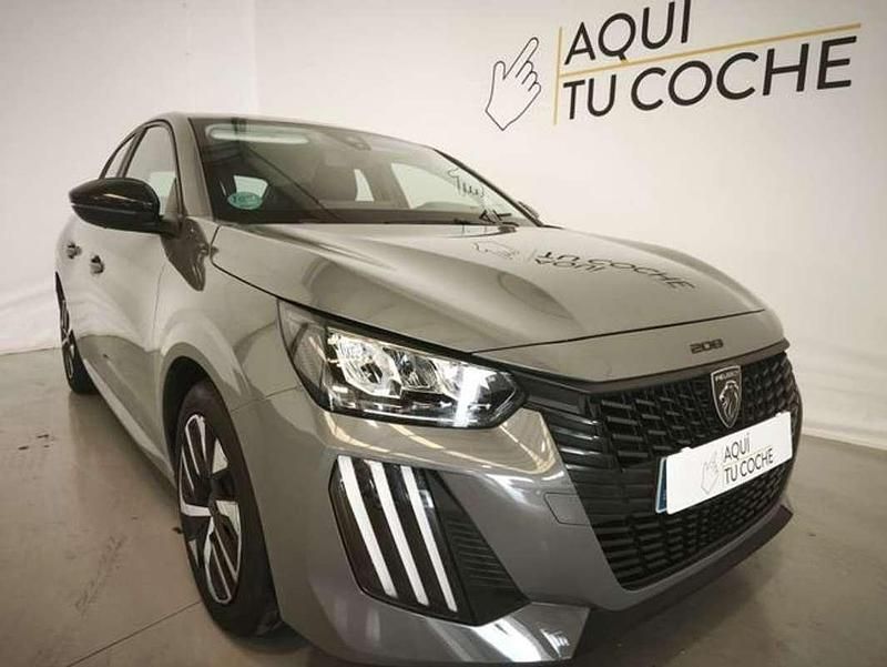 Usado Peugeot 208 Active 101 CV (74 kW) 2024 Gris Utilitario