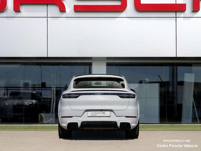 Käytetty Porsche Cayenne 460 HP (338 kW) 2021 Valkoinen Katumaasturi