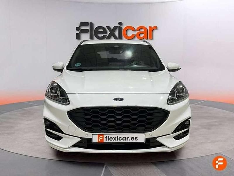 Usado Ford Kuga ST-Line 150 CV (110 kW) 2022 Blanco SUV