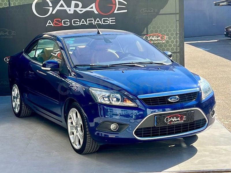 Usado Ford Focus Titanium 145 CV (106 kW) 2010 Azul Descapotable