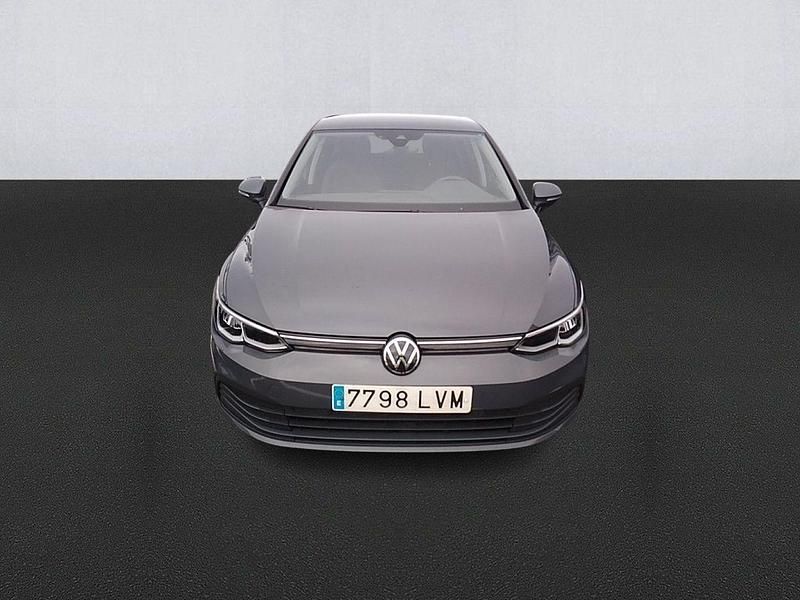 Usado VW Golf VII Life 115 CV (84 kW) 2021 Gris Utilitario