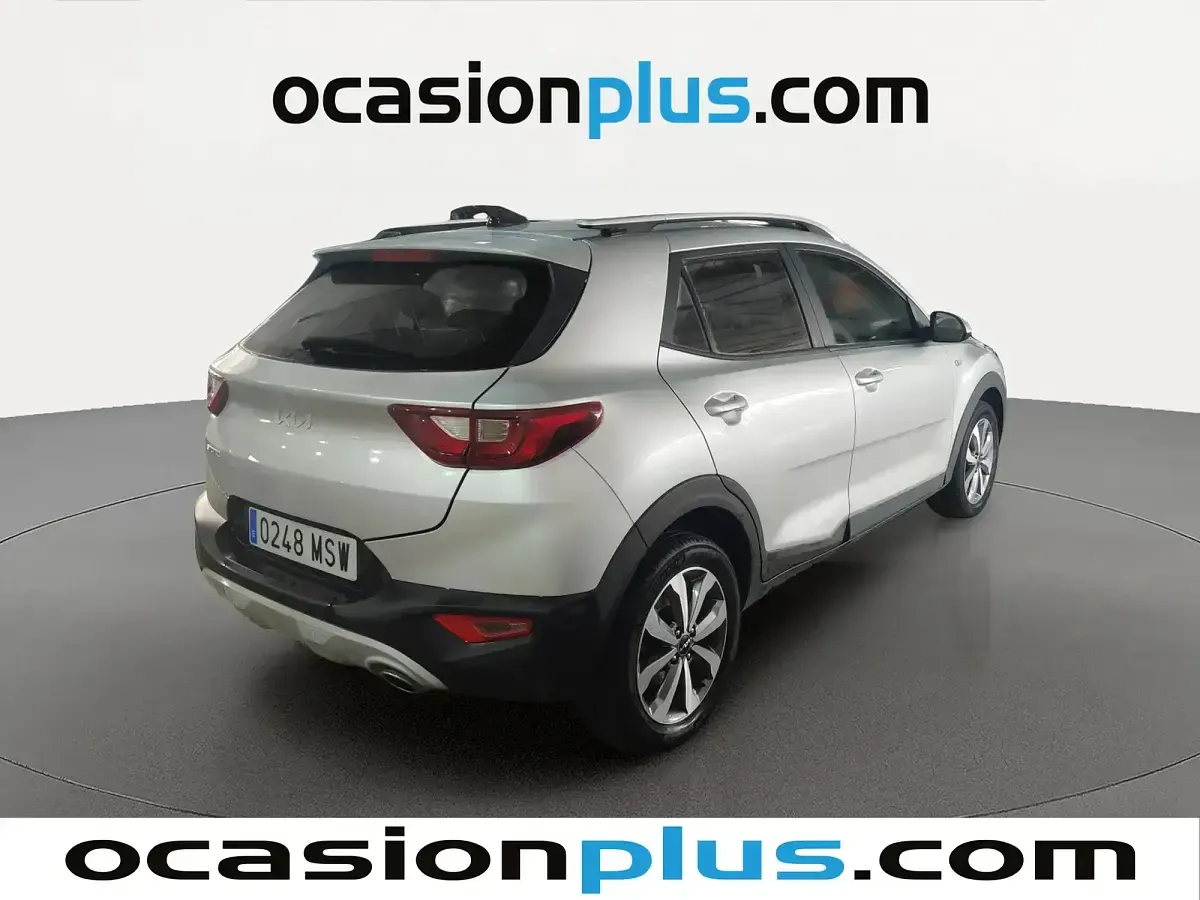 Usado Kia Stonic 100 CV (73 kW) 2024 Blanco SUV