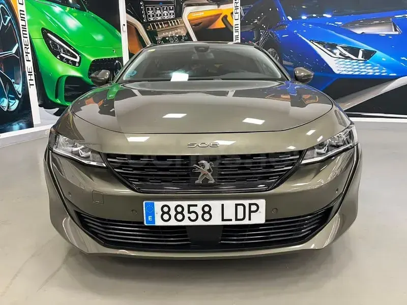 Usado Peugeot 508 SW GT-line 160 CV (117 kW) 2020 Verde Familiar