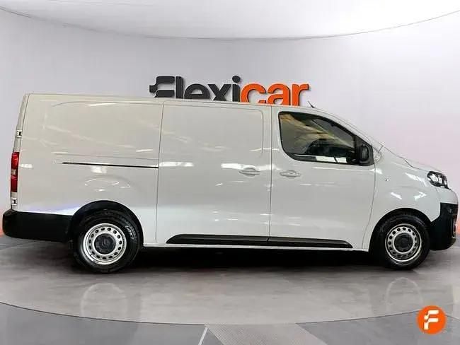Usado Citroën Jumpy 102 CV (75 kW) 2022 Blanco Monovolumen