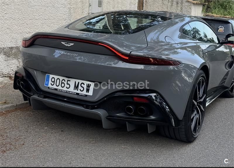 Usado Aston Martin V8 Vantage 510 CV (375 kW) 2021 Gris / plata Coupe
