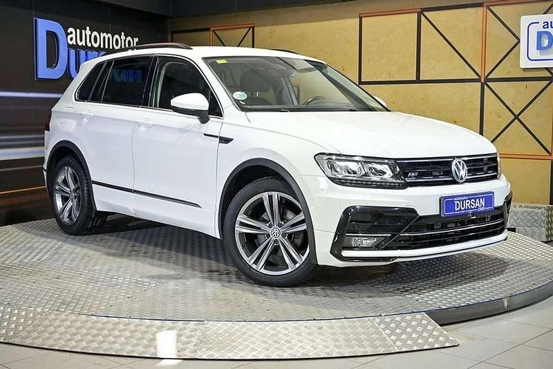 Usado VW Tiguan Advance 151 CV (111 kW) 2020 Gris SUV