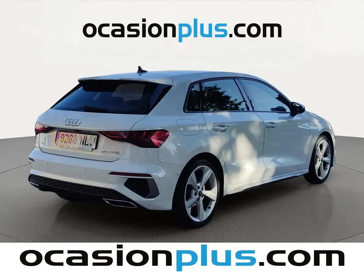 Usado Audi A3 Sportback S-Line 150 CV (110 kW) 2023 Blanco Utilitario