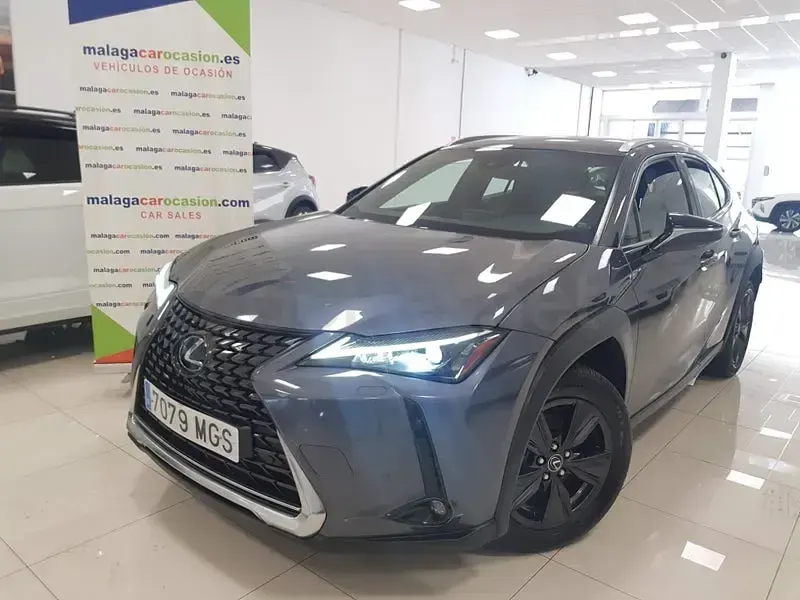 Usado Lexus UX Business Edition 184 CV (135 kW) 2023 Gris / plata SUV