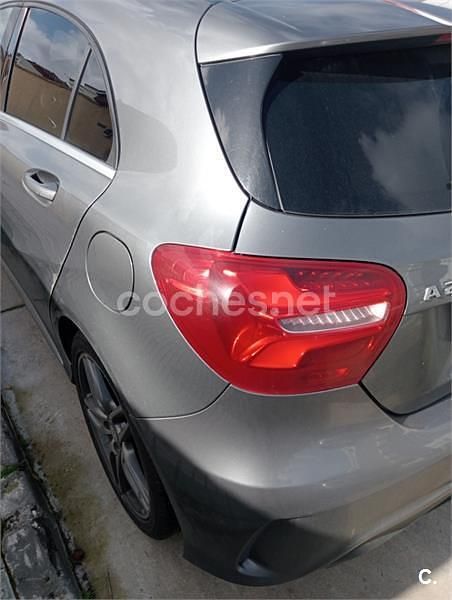 Usado Mercedes A200 150 CV (110 kW) 2019 Gris / plata Berlina