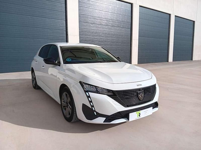 Usado Peugeot 308 Active 131 CV (96 kW) 2023 Blanco Utilitario