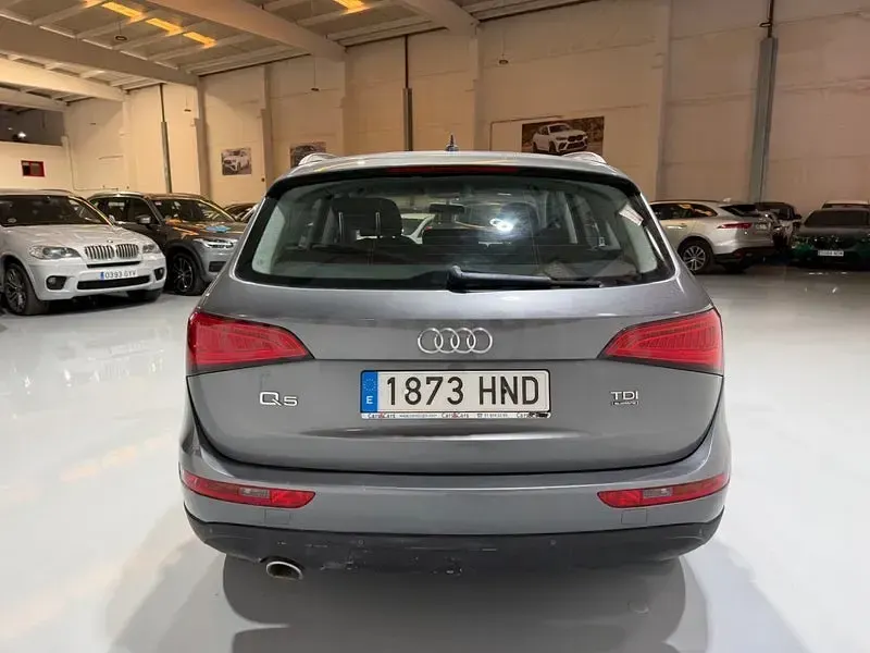 Usado Audi Q5 Premium 177 CV (130 kW) 2012 Gris / plata SUV
