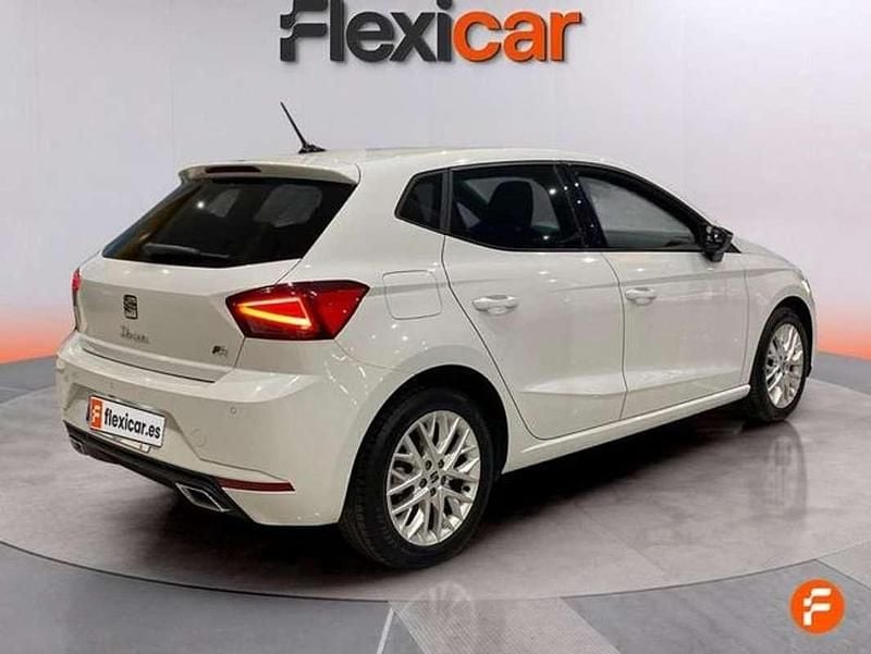 Usado Seat Ibiza FR 116 CV (85 kW) 2024 Blanco Berlina
