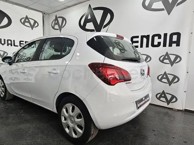 Usado Opel Corsa Business 90 CV (66 kW) 2019 Blanco Utilitario