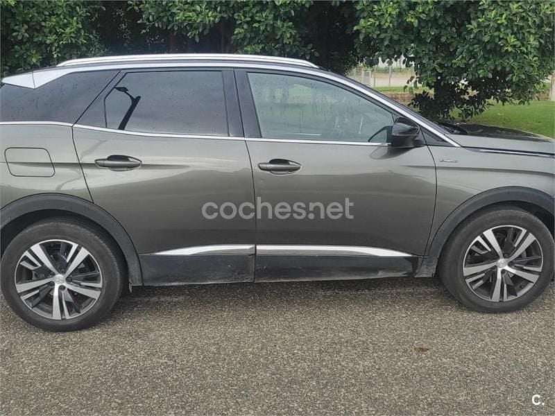 Usado Peugeot 3008 GT-line 130 CV (95 kW) 2018 Verde SUV