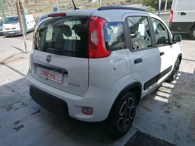 Usado Fiat Panda 70 CV (51 kW) 2022 Blanco Utilitario