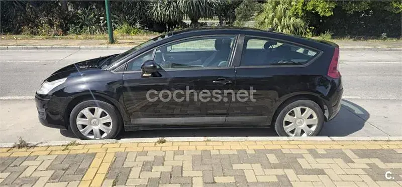 Usado Citroën C4 90 CV (66 kW) 2010 Negro Berlina
