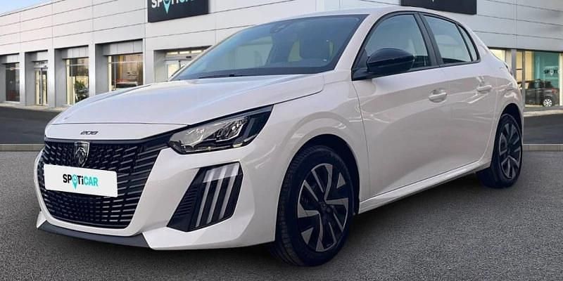 Usado Peugeot 208 Active 102 CV (75 kW) 2024 Blanco Utilitario