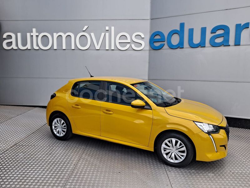 Amarillo Usado 2023 Peugeot 208 Active Utilitario | 11.900 € (Super precio) - Imagen 1/4