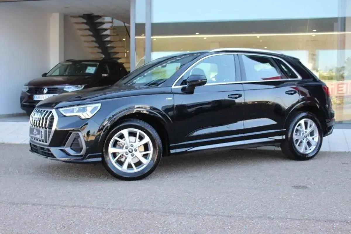Usado Audi Q3 S-Line 150 CV (110 kW) 2022 Negro SUV
