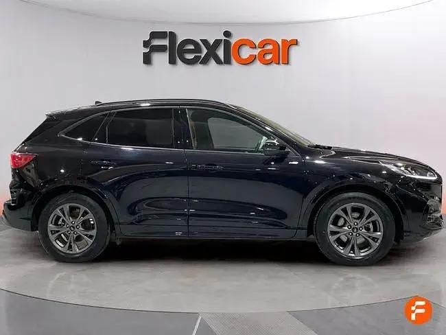 Usado Ford Kuga ST-Line 120 HP (88 kW) 2024 Preto SUV