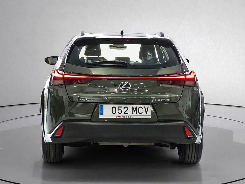 Usado Lexus UX 184 CV (135 kW) 2022 SUV