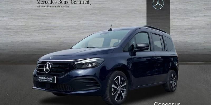 Azul Usado 2023 Mercedes EQT200 Monovolumen | 34.500 € (Un poco caro) - Imagen 1/4