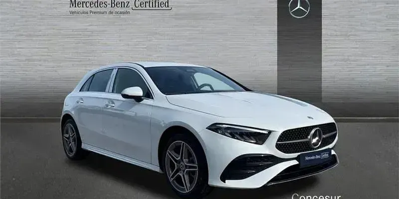 Usado Mercedes A200 150 CV (110 kW) 2023 Blanco Berlina