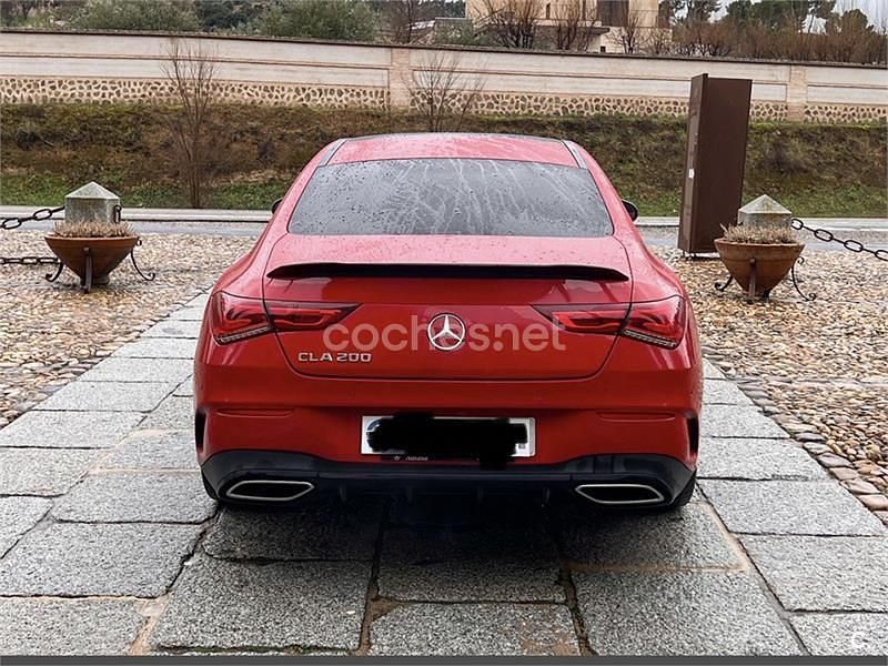 Usado Mercedes CLA250 Shooting Brake 218 CV (160 kW) 2019 Rojo Familiar