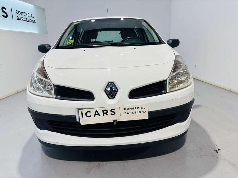 Usado Renault Clio II Expression 70 CV (51 kW) 2009 Blanco Utilitario