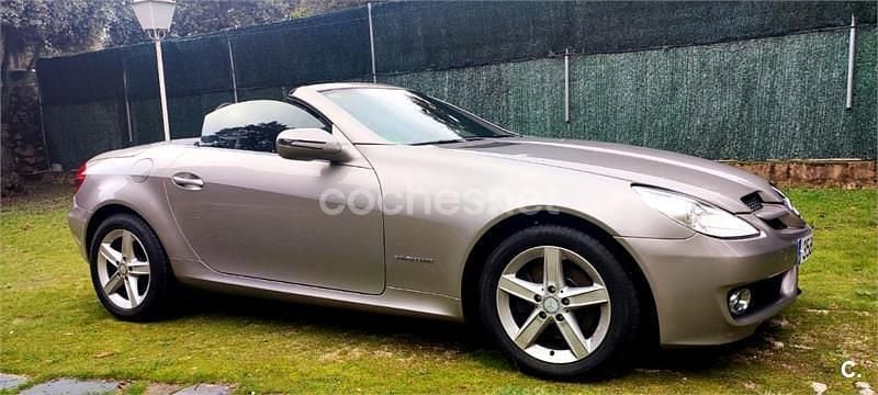 Usado Mercedes SLK200 184 CV (135 kW) 2008 Gris / plata Descapotable