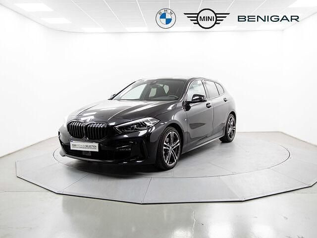 Negro Usado 2024 BMW 118 Comfort Edition Utilitario | 32.500 € (Un poco caro) - Imagen 1/4